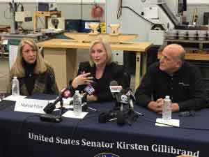 Senator Gillibrand holds a round table discussion at Shenzhen Gear about ESOPs